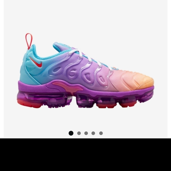 Nike Womens Multicolor Sneakers - Picture 2 of 6